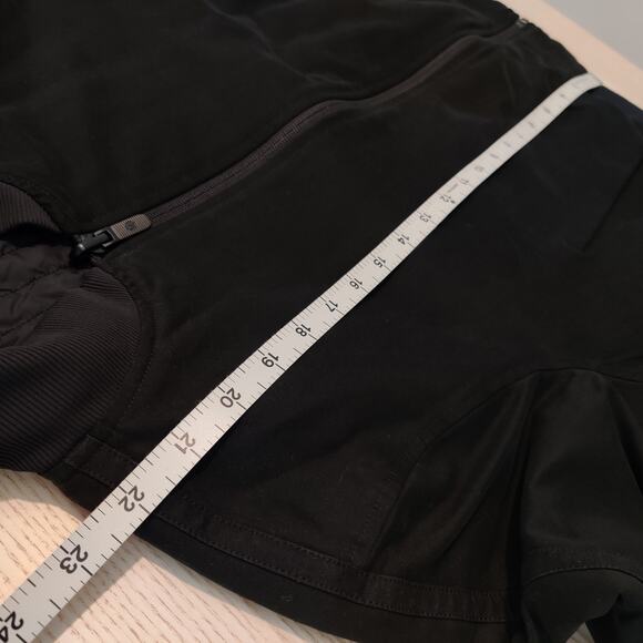 Lululemon Reversible Non Stop Cotton Bomber Jacket Womens Size 8 Black W4BSQS - Picture 16 of 16